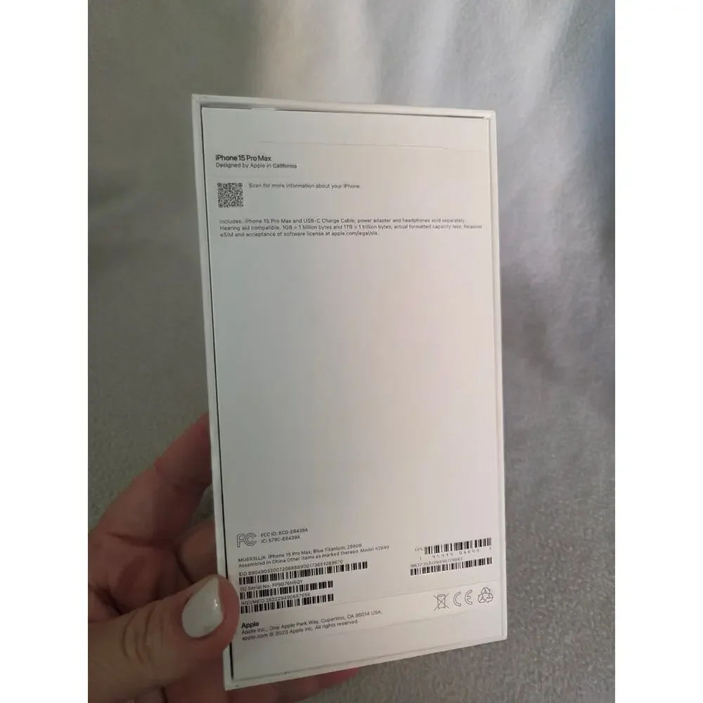 Apple iPhone 15 Pro Max 512 GB Blue Titanium BOX ONLY